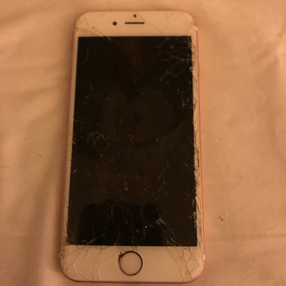 I phone 6s FOR PARTS